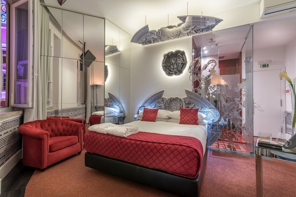 Teatro Bed & Breakfast 9/30