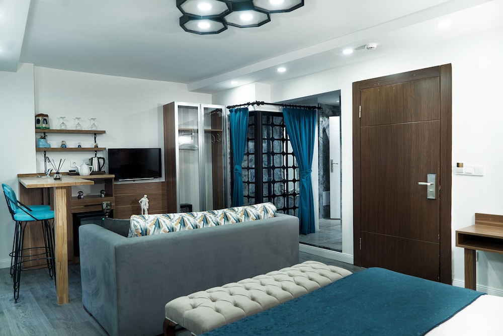 Taksim Yazici Residence 5/68