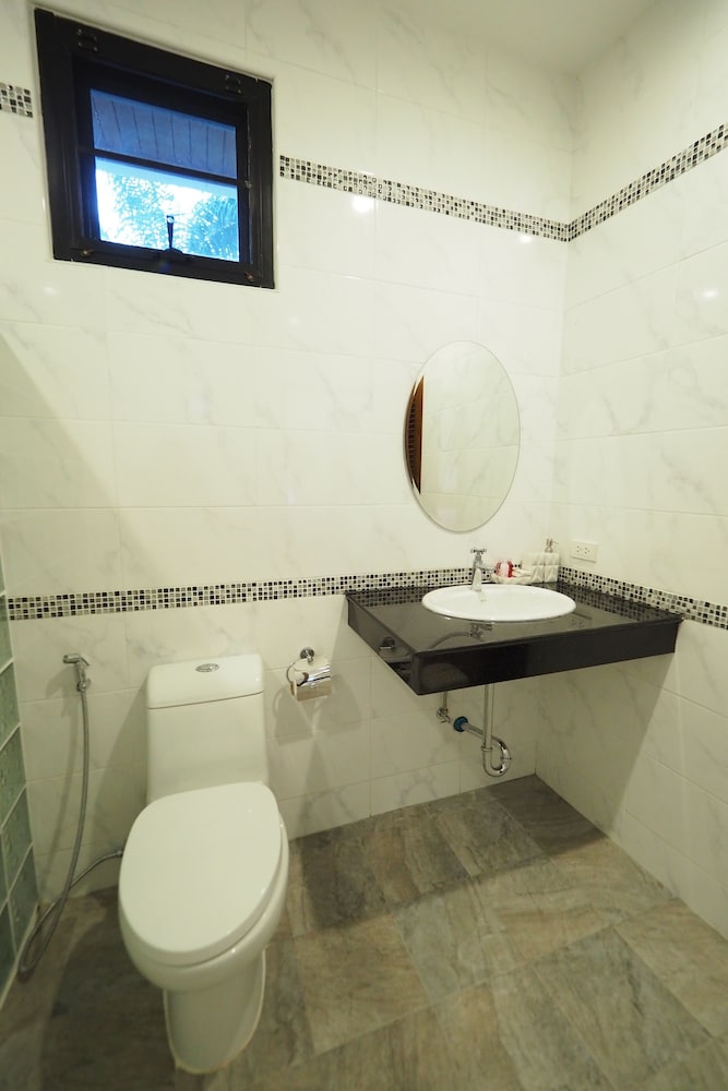 غرفة سوبيريور بسرير كوين بإطلالة على الحديقة بشرفة بغرفة نوم واحدة، Chanapah Residence 5/6