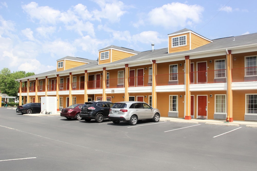 Quality Inn Albertville US 431 4/36