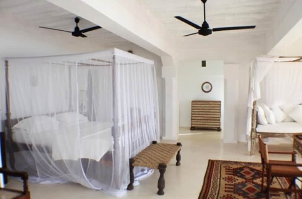 THE MAJLIS RESORT 32/78