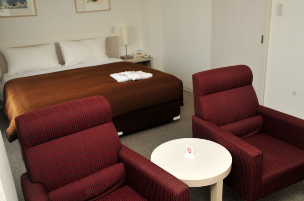 J HOTEL Rinku 38/50