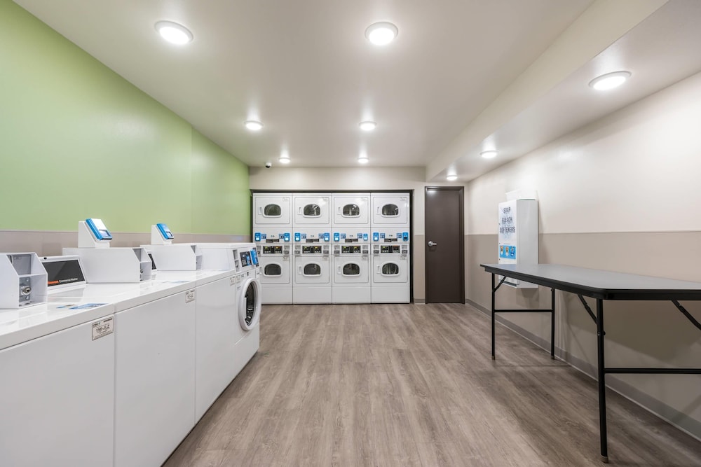 Woodspring Suites Downers Grove - Chicago 11/47