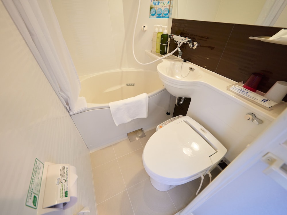 Super Hotel Premier Akasaka 47/47