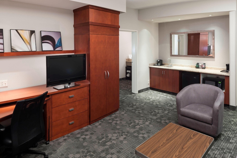 Courtyard by Marriott Franklin Cool Springs 32/53