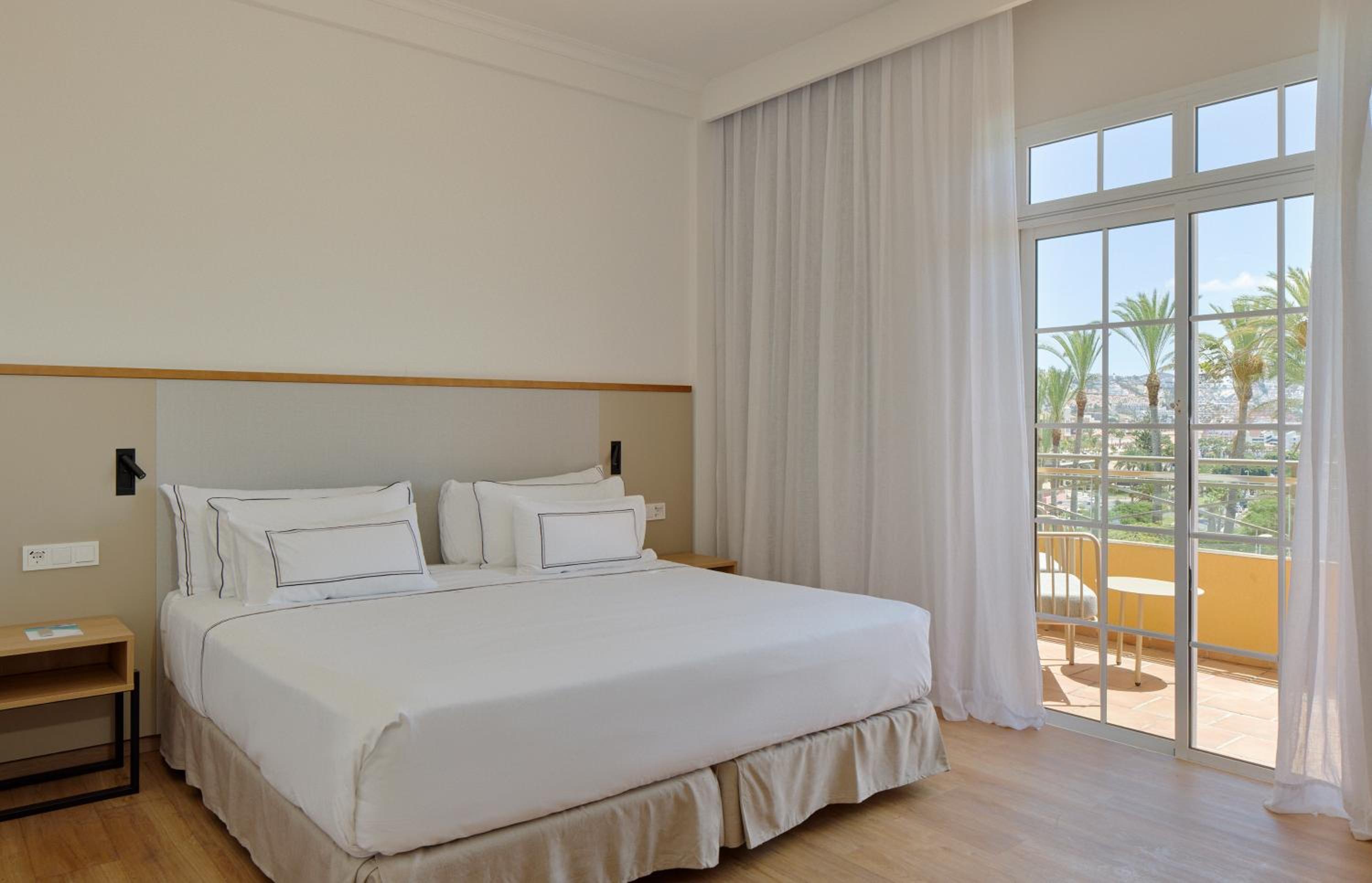The Level, Junior Suite