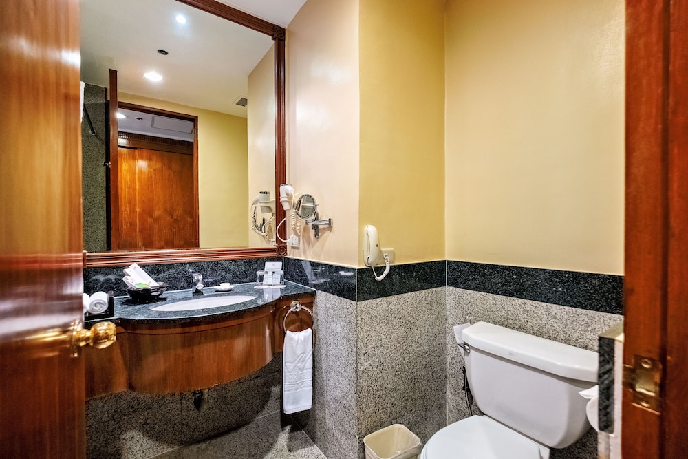 Ambassador, Twin Beds، Waterfront Cebu City Hotel and Casino 10/10