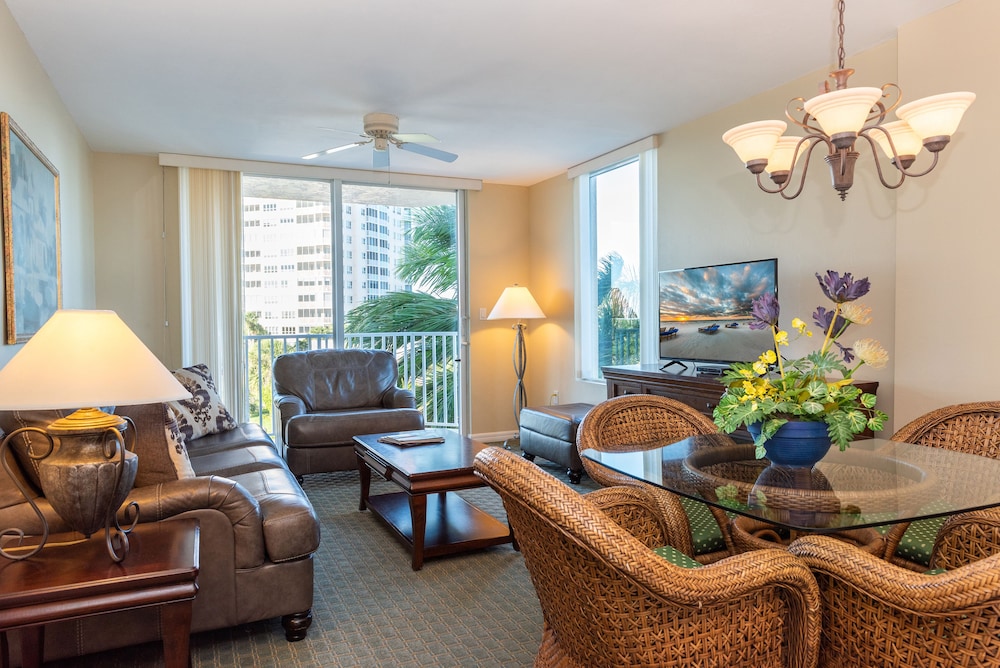 Lover's Key Resort by Check-In Vacation Rentals 56/70