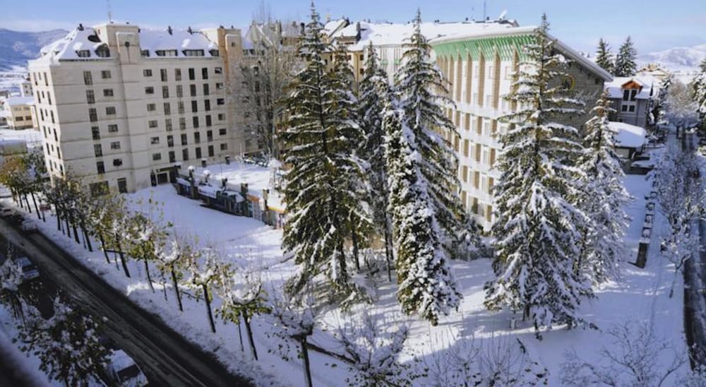 Gran Hotel de Jaca 5/50