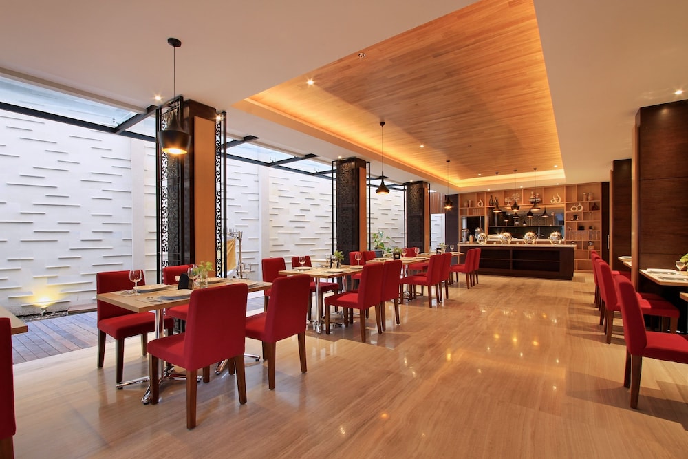 Ohana Hotel Kuta 61/69