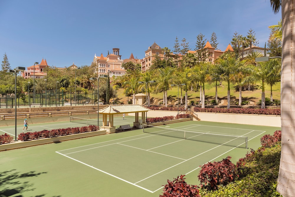 The Villas at Gran Hotel Bahia del Duque 22/50
