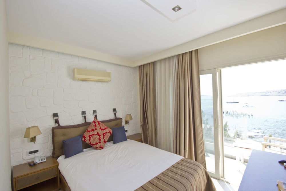 Bodrum Gulet Hotel 12/50