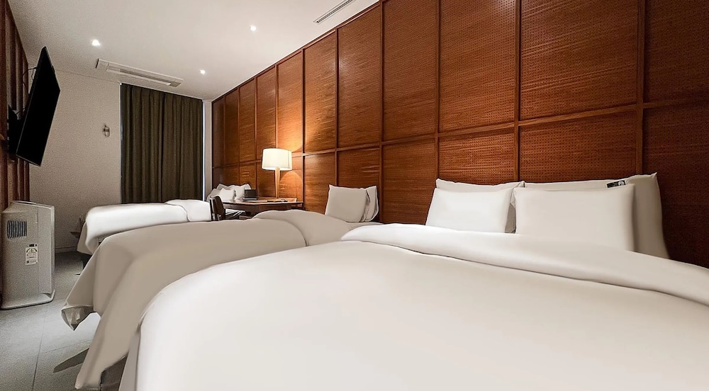 Hotel the Designers Jongno 29/68
