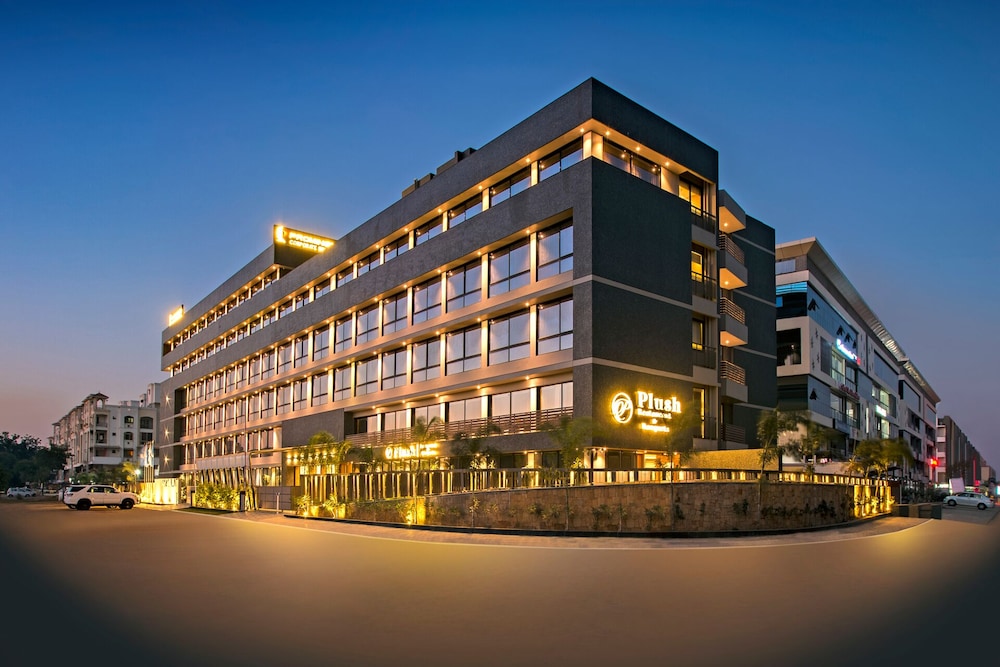 Hotel Prominent Coporate Residency 1/27