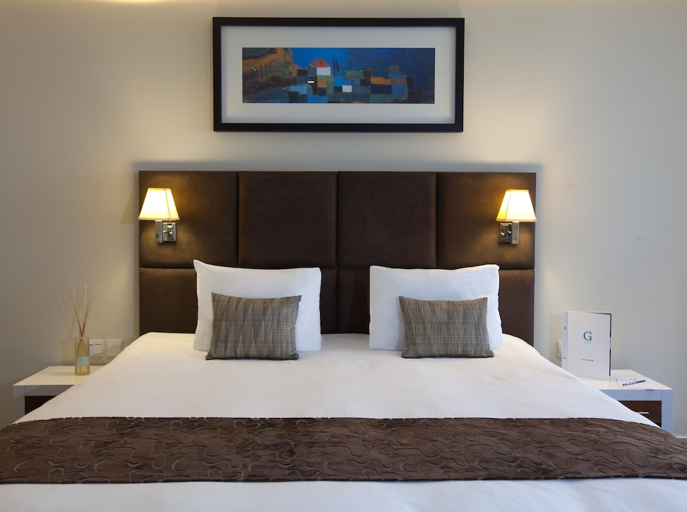 The George Urban Boutique Hotel St Julians 20/78