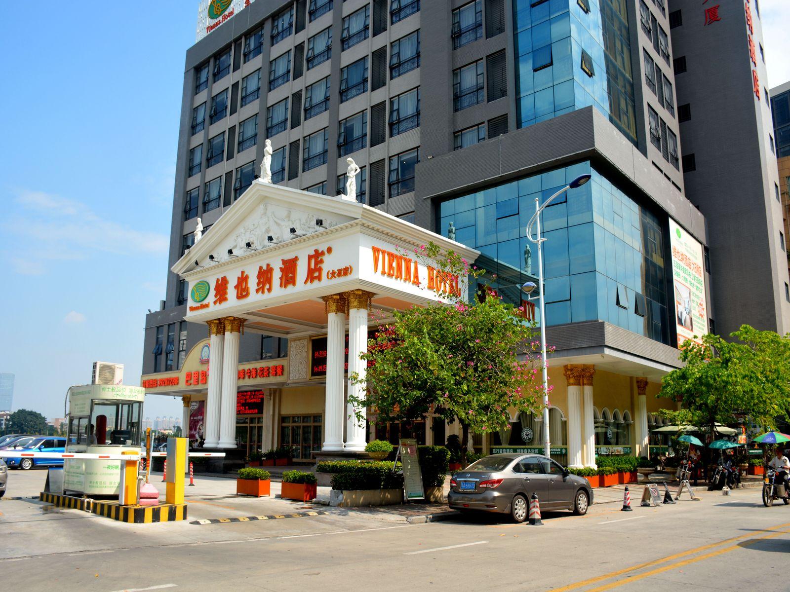 Vienna Hotel (Changlong Dashi River Garden Store in Panyu, Guangzhou) 44/47
