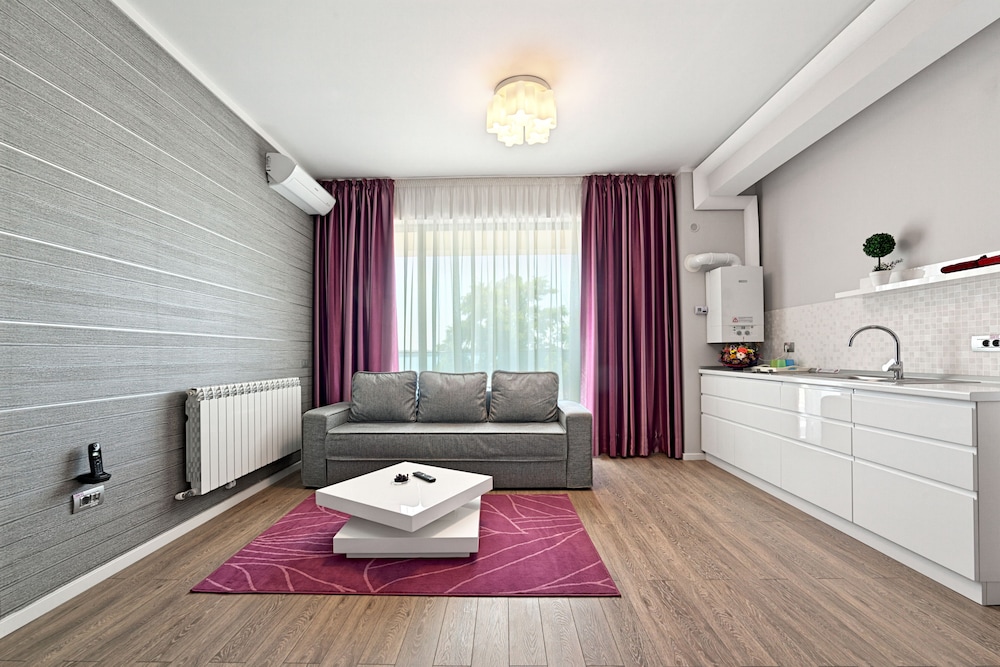 Tomis Garden Aparthotel 34/46