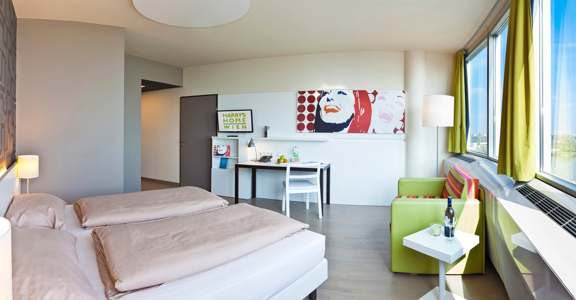harrys home Wien Millennium Tower 14/21