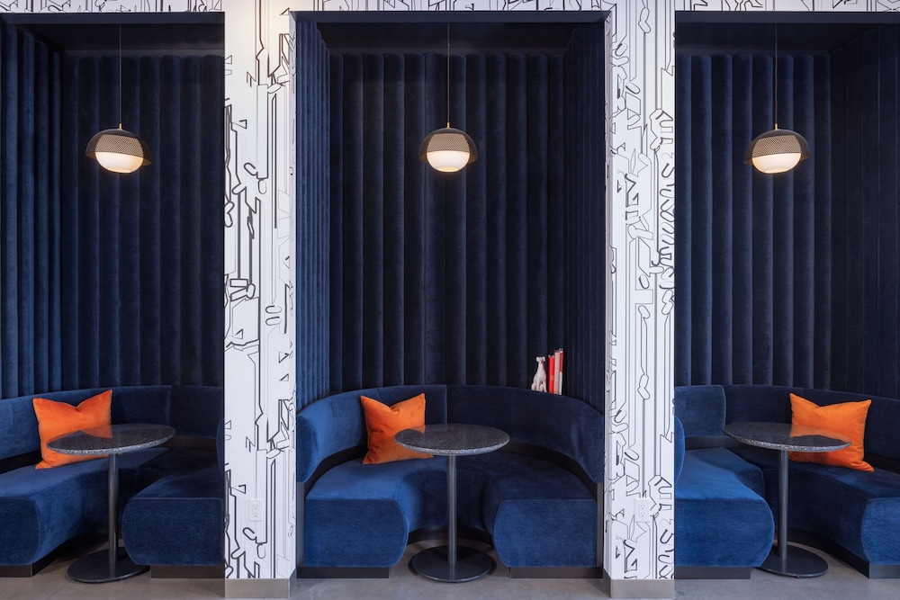 Aloft Oklahoma City Quail Springs 29/33