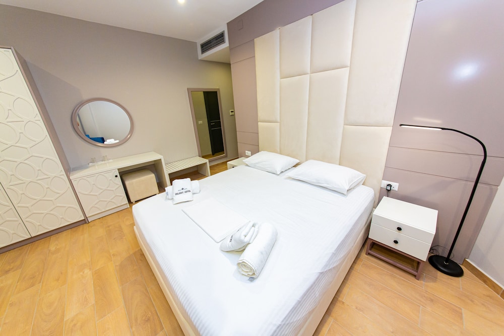 Delight Hotel 17/50
