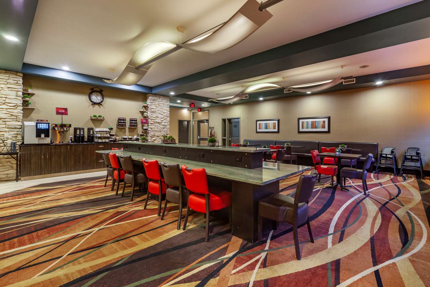 Best Western Plus Drayton Valley All Suites 35/41