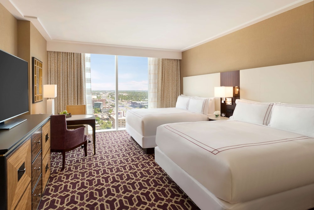 Fairmont Austin 27/72