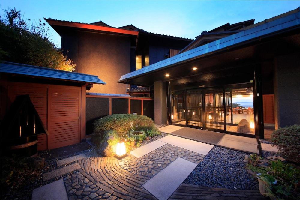 Nishiizu Koyoi Onsen 4/41