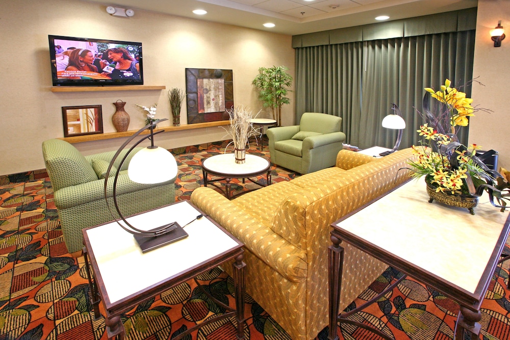 Holiday Inn Express Saltillo Zona Aeropuerto 31/40