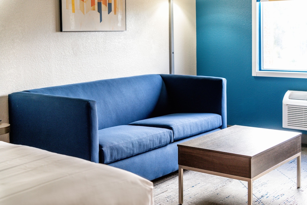 Holiday Inn Express Suites Phoenix Mesa West An Ihg Hotel 17/30