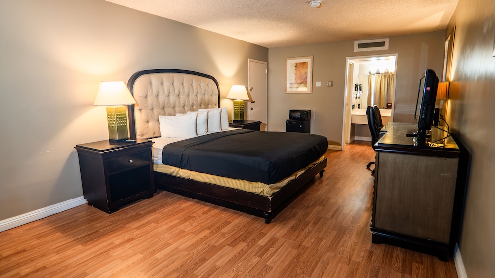 Motel6 Victorville, CA - Civic Center / Route 66 22/60