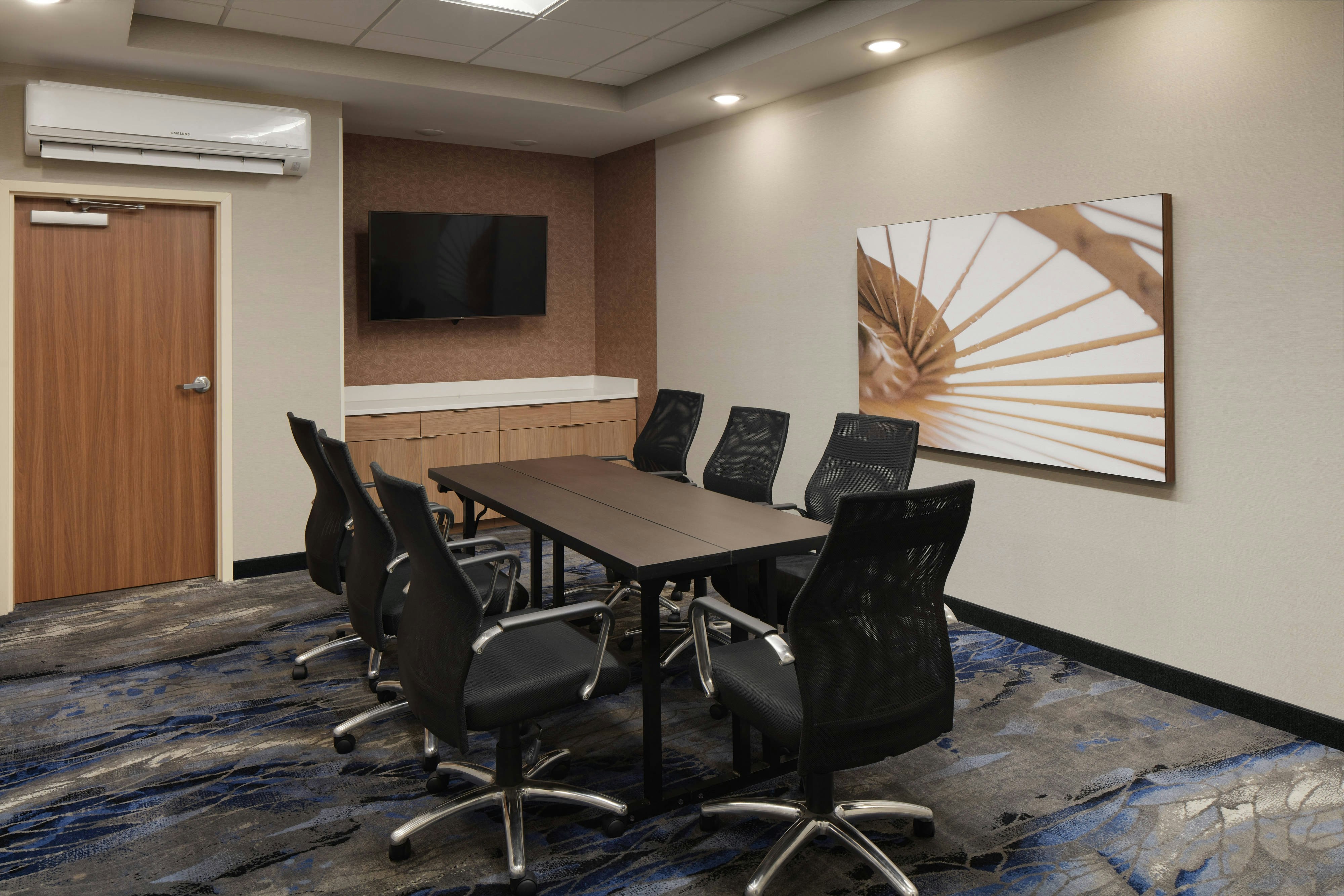Fairfield Inn & Suites by Marriott Louisville New Albany IN 8/12