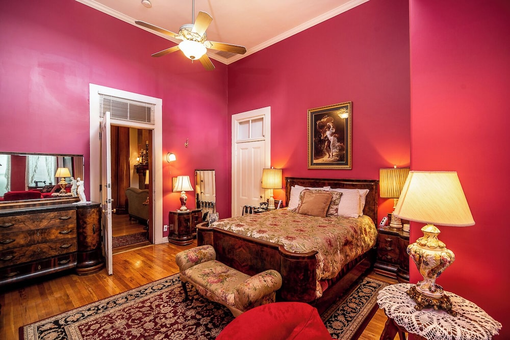 The Blenman House Inn 55/72