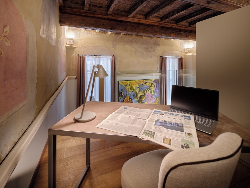 Palazzo Del Carretto Art Apartments 60/72