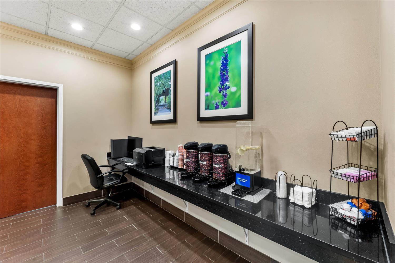 Comfort Inn Suites Tuscumbia Muscle Shoals 37/45
