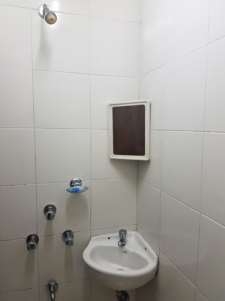 Hotel Kumkum 18/42