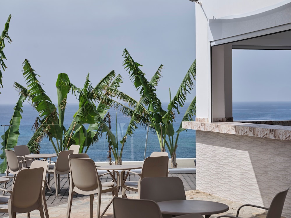 Atlantica Sungarden Beach Hotel 61/75