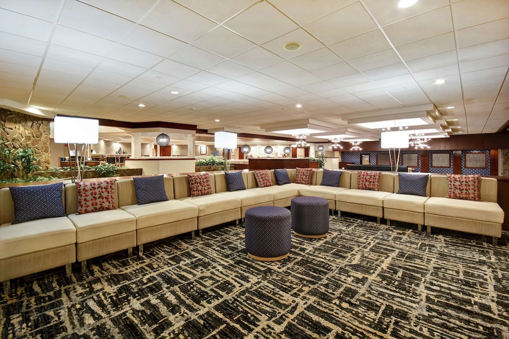 Lobby at DoubleTree by Hilton Augusta, AUGUSTA - GA