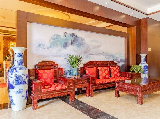 Shangpin Crystal Hotel (Hefei Fubang Plaza) 29/37