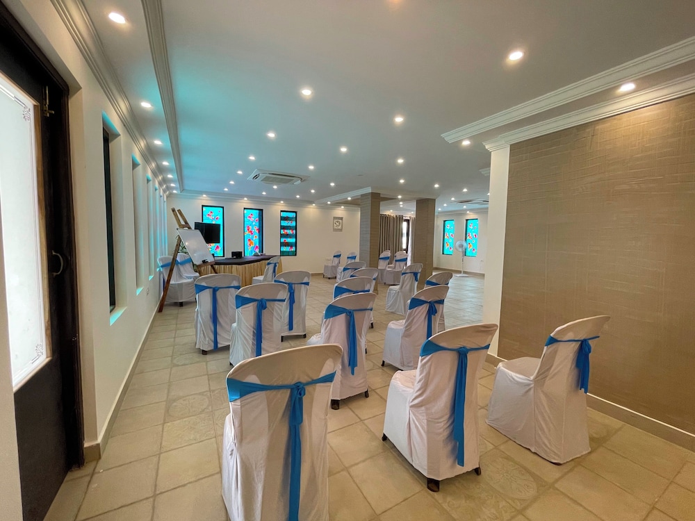 Ziva Suites 37/50