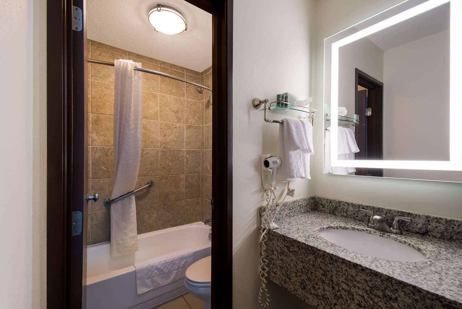 Best Western Bemidji 41/42