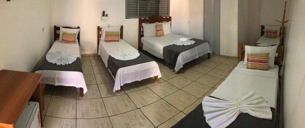 Estancia Hotel 34/57