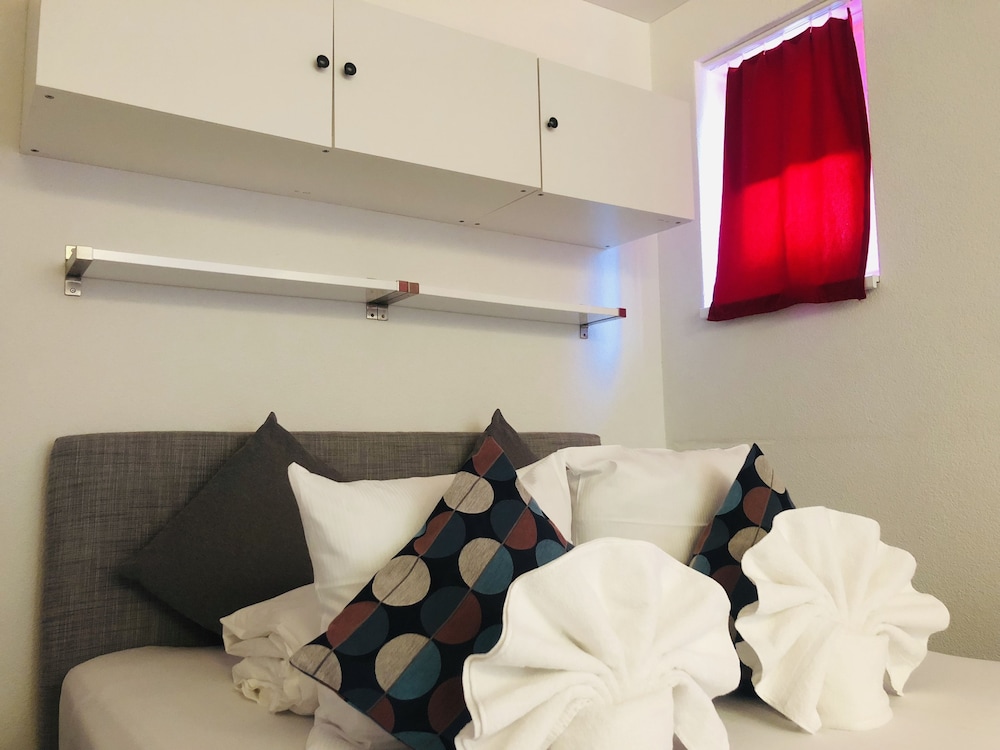INSIDE FIVE - City Apartments 12/36