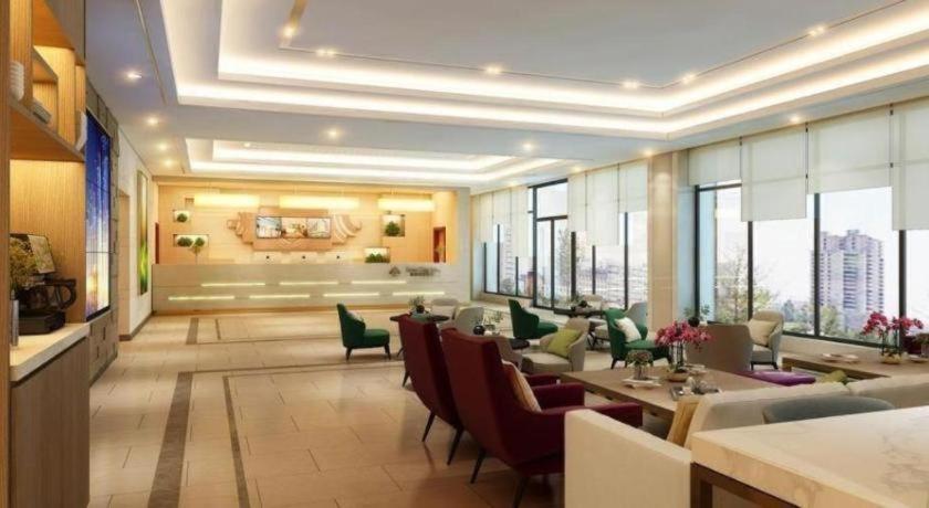 GreenTree Inn Guiyang Wudang District High-speed Railway East Station 26/43