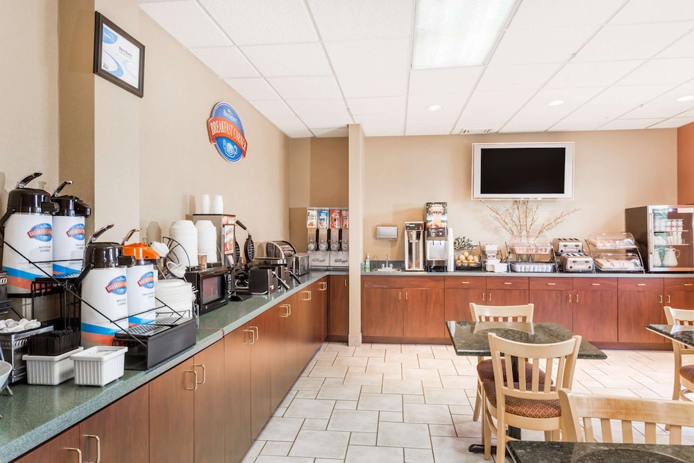 Baymont by Wyndham Asheville/Biltmore Village 22/27
