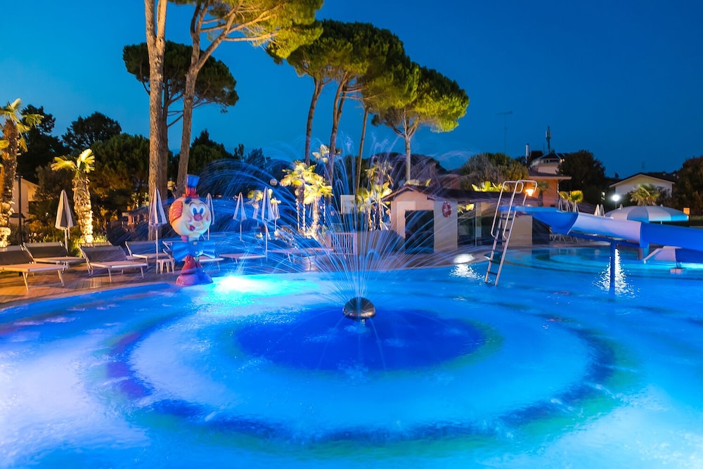 Mediterranee Family Hotel Spa 48/50