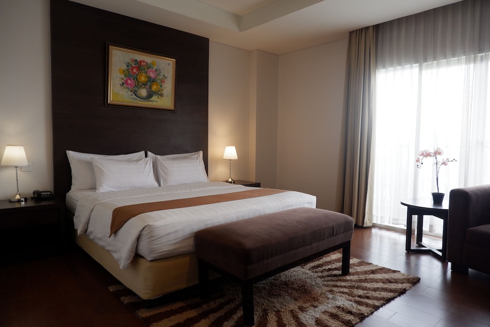 Padjadjaran Hotel 13/70