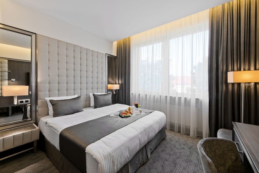 STANDARD, SINGLE, DOUBLE BED