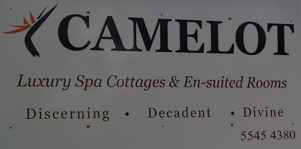 Camelot Boutique Accommodations 39/54