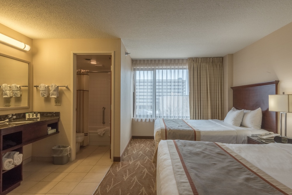 Kahler Inn and Suites - Mayo Clinic Area 8/60