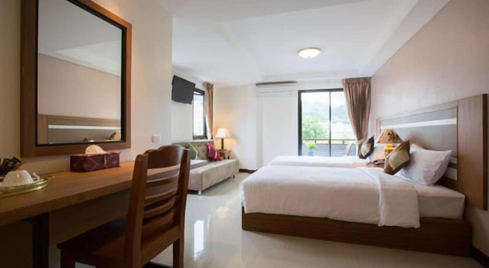 Patong V Hotel 12/32